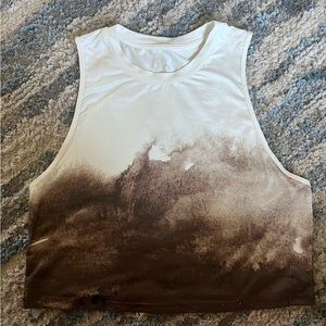 Elevate Crop 2.0 / Size Small / Color: White/Roasted Cashew